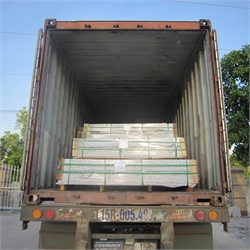 PACKAGES & LOADING CONTAINER